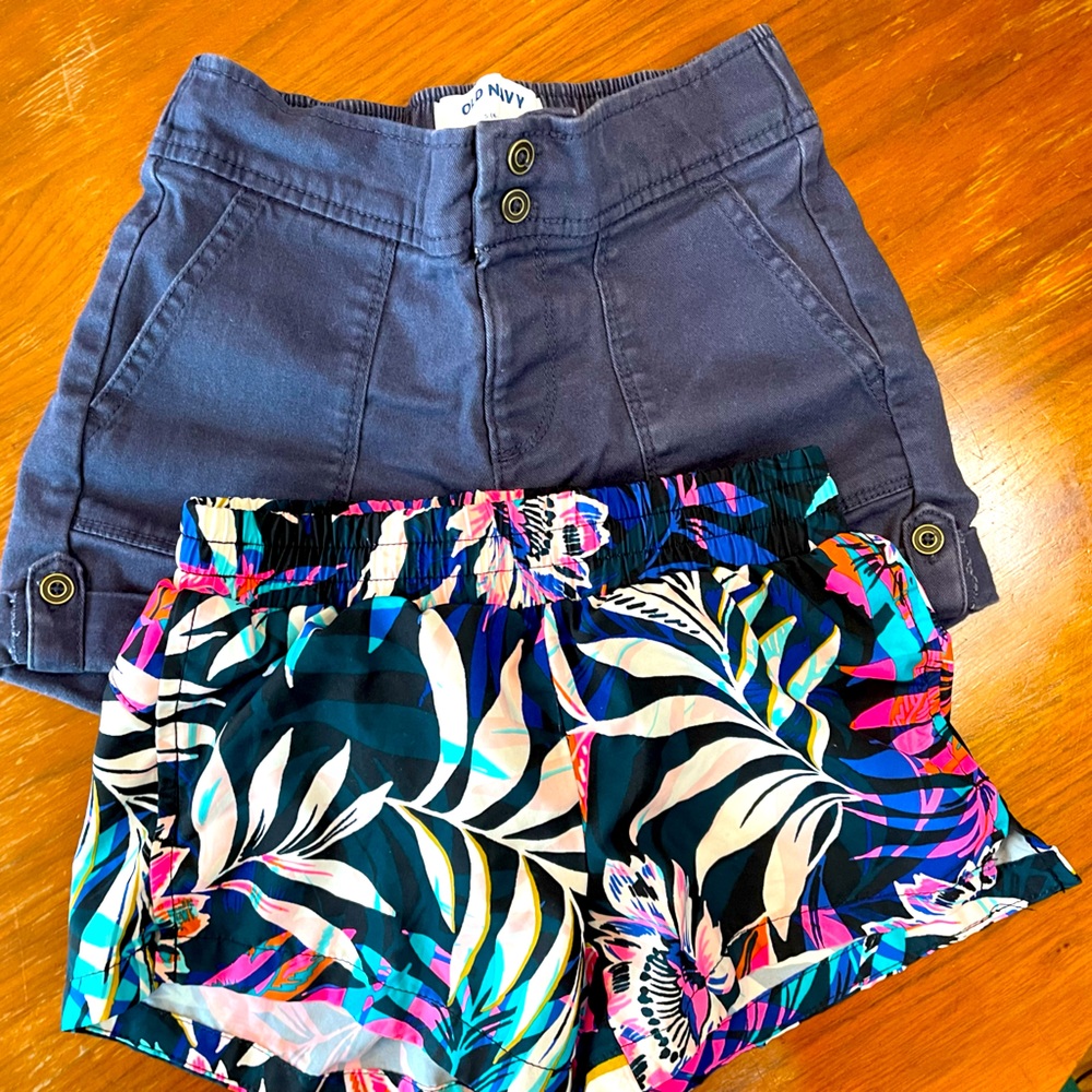 - Girls Summer Shorts Bundle size 6/7